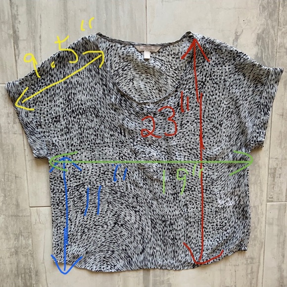 Sheer patterned top - Picture 4 of 4